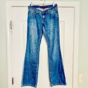 FRX Jeans Bell Wide Leg Jeans. Size 28